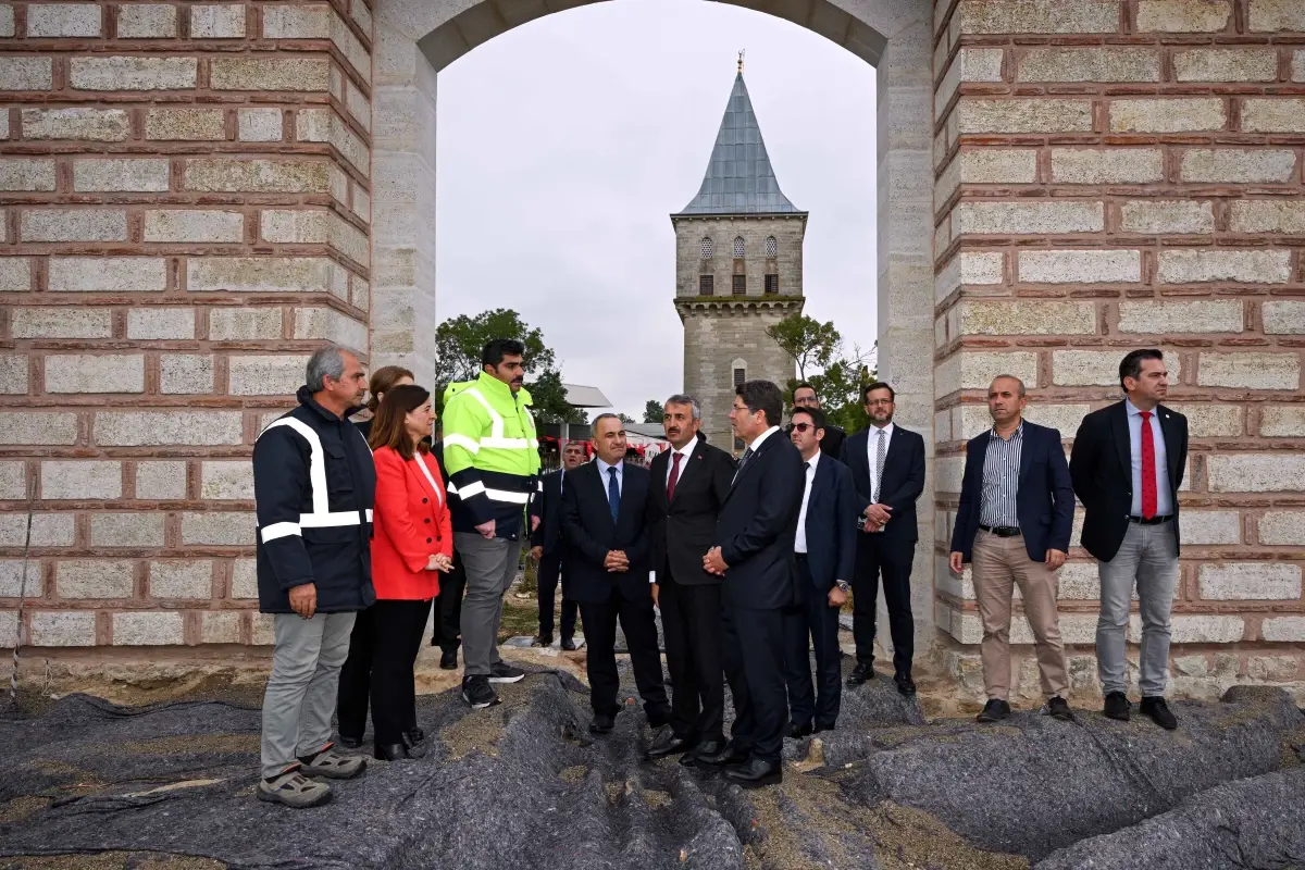 bakan tunc alikoydugunuz insan haklari savunucularini serbest birakmaniz gerekir 3 ZR1aQULS