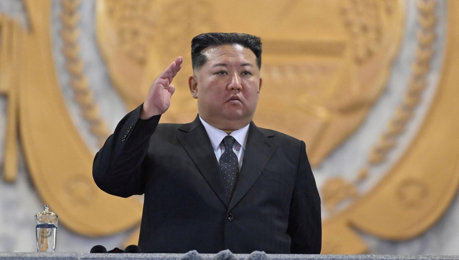 kim jong una mektup iyi komsular iyi dostlardir aT2Z3XlO.jpg