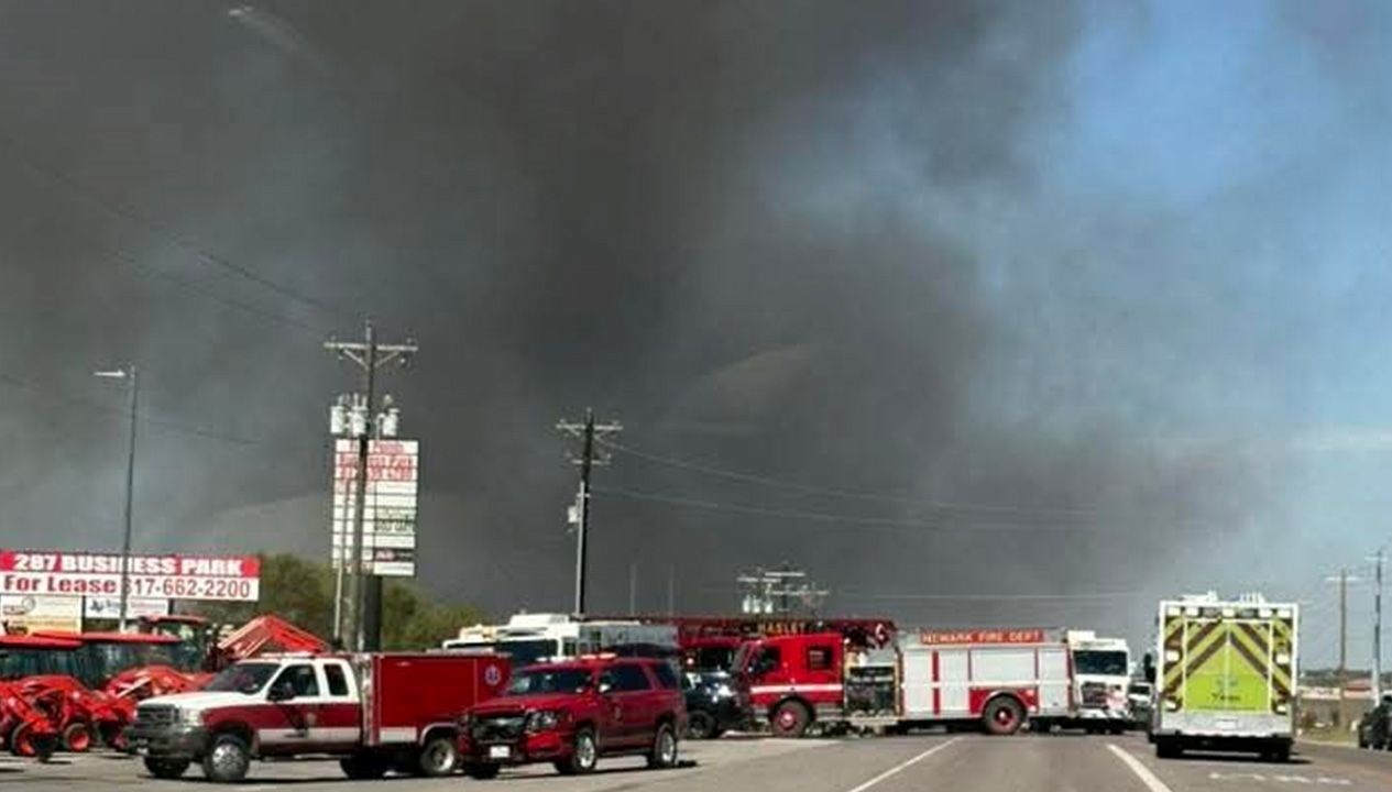 ucak karavan parkina dustu en az 2 olu TNVcWuKn.jpg