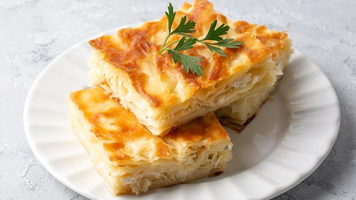23 yillik seften kurumayan borek tarifi firindan cikmadan 5 dakika once bu karisimi surun vieGkz8E.jpg