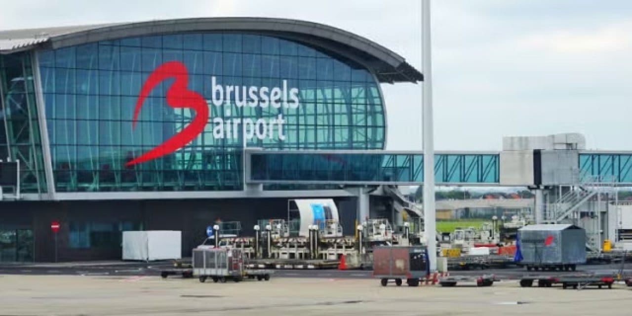 avrupada dron krizi suruyor bruksel havalimaninda ucuslar durduruldu tMLMjlN2.jpg