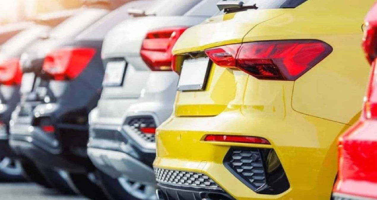 Otomotiv Sektöründe Düşüş ve Ticari Araçlarda Yükseliş