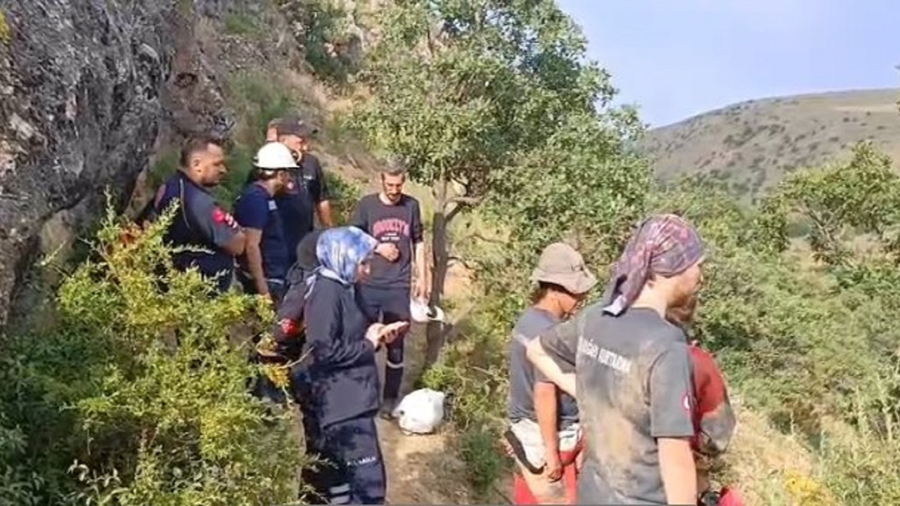 Cansiz bedeni 4 gundur cikarilamiyor girisler yasaklandi jandarma nobette K7GIQdCf