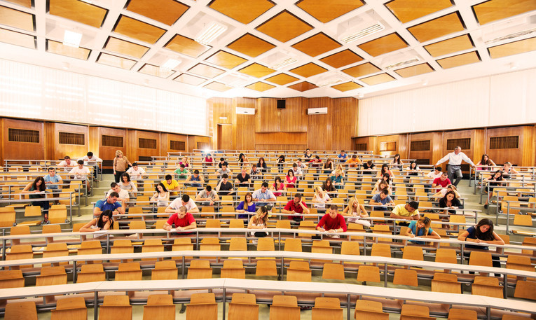 Universiteler ne zaman basliyor 2026 2027 universitelerin acilis tarihi bilgileri F3iY6bbI
